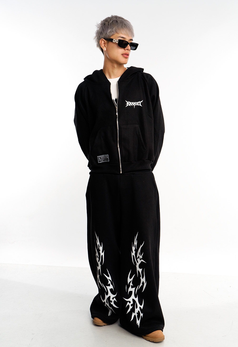 BUZO MAS ZIP NEGRO